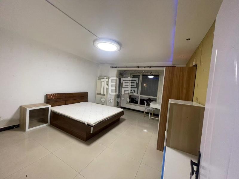 合租·万年花城(三期)