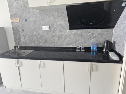 美兰国兴整租 海航国兴城(B区)1室1厅/56平/中楼层