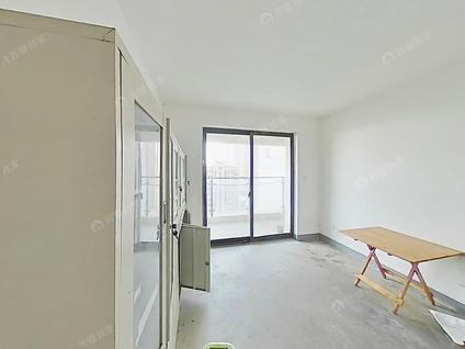 滨湖太湖新城整租 溪岸景园(一区)2室2厅/95平/低楼层