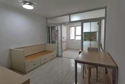 海淀万柳整租 万柳蜂鸟家园1室1厅/47平/中楼层