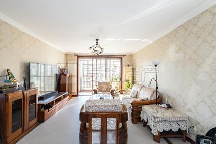 朝阳团结湖整租 万科东第3室2厅/170平/中楼层