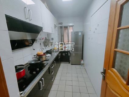 石景山苹果园合租 苹果园(三区)3室1厅/15平/高楼层