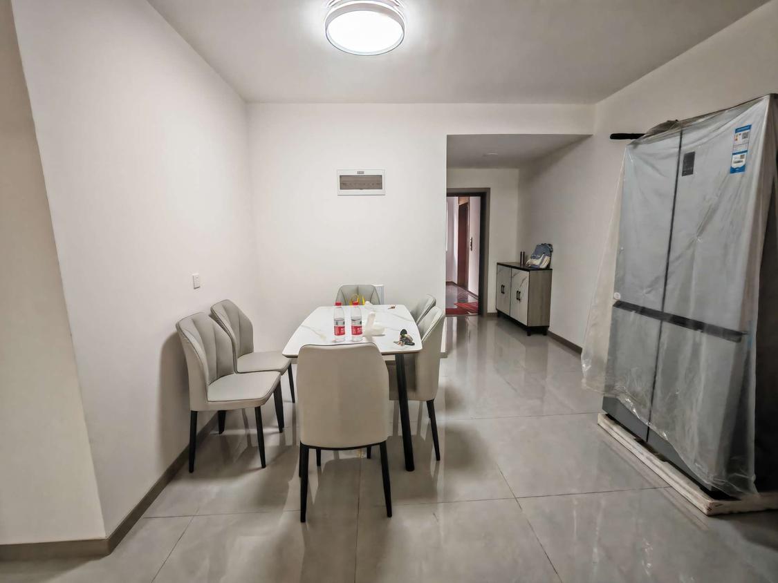 整租·御湖蓝湾