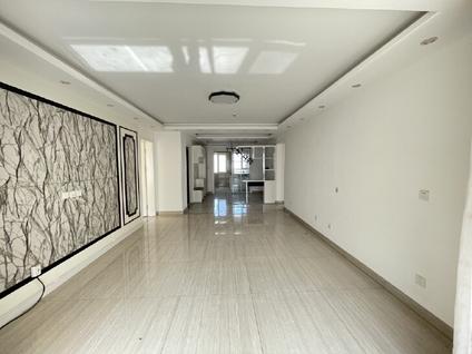 历下高新会展中心整租 万达华府3室2厅/120平/高楼层