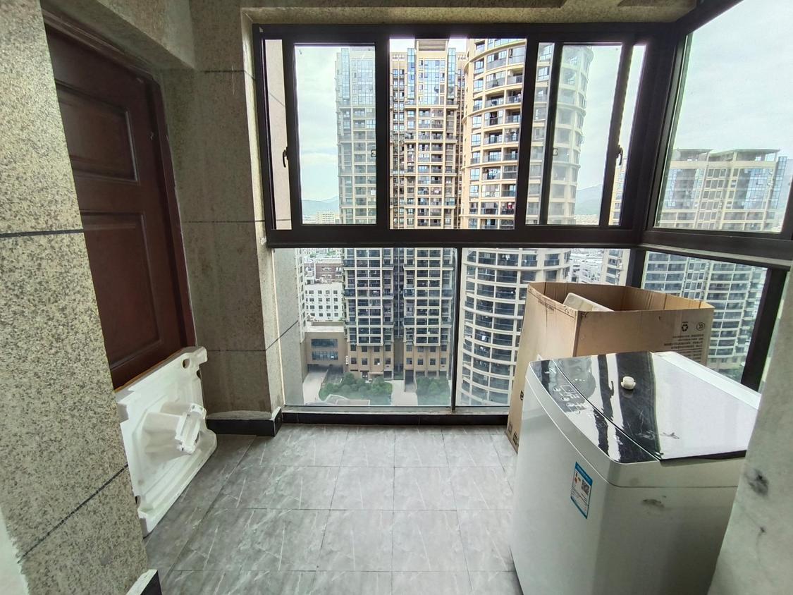 整租·堡一广场