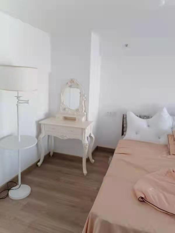 整租·蔚蓝创新天地