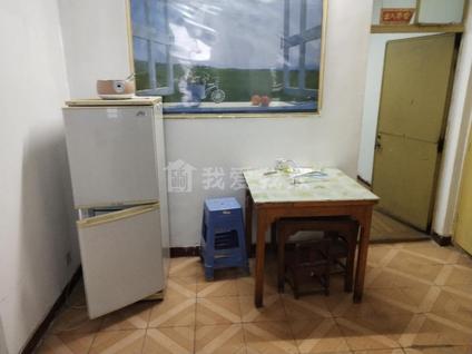 栖霞燕子矶整租 化工新村2室1厅/58平/低楼层