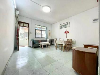 罗湖东门整租 书院街7号大院2室2厅/76平/底层