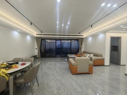 两江新区悦来整租 香港置地云山岳4室0厅/147平/高楼层