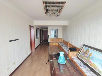 城东大十字整租 国际壹号2室1厅/84平/高楼层