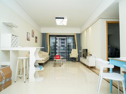 蓬江滨江新区整租 保利中悦花园3室2厅/90平/低楼层