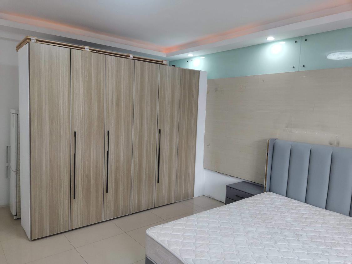 合租·和亭佳苑