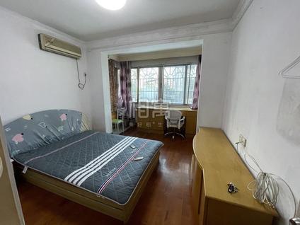 拱墅湖墅合租 米市新村4室1厅/15平/中楼层