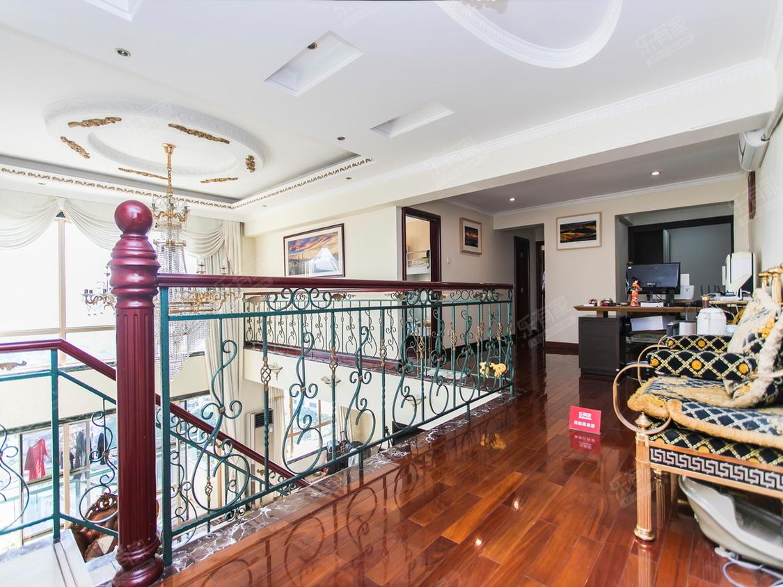 整租·万科彩园