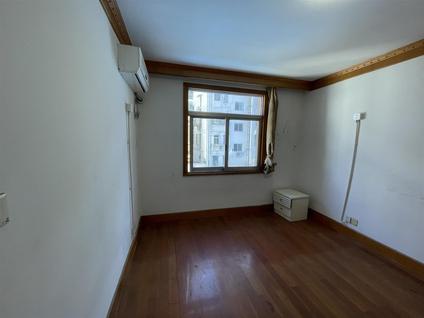 梁溪崇安寺整租 中市桥上塘街北禅寺巷小区2室1厅/65平/高楼层