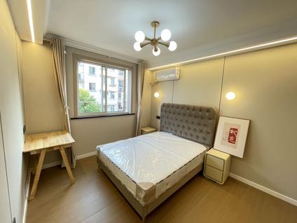 浦东杨思整租 南江苑1室1厅/59平/中楼层