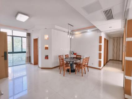 滨湖太湖新城整租 太湖国际社区(花语莱茵)3室2厅/136平/中楼层