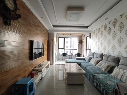 黄岛灵山卫整租 天意华苑2室2厅/92平/低楼层