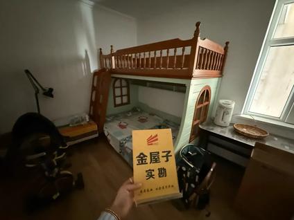 城西海湖新区整租 世通国际2室2厅/111平/低楼层