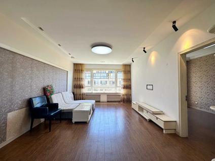 沙河口五一路幸福e家整租 大华御庭2室2厅/127平/低楼层