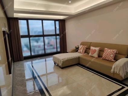 香洲前山整租 诚丰广场3室2厅/96平/中楼层