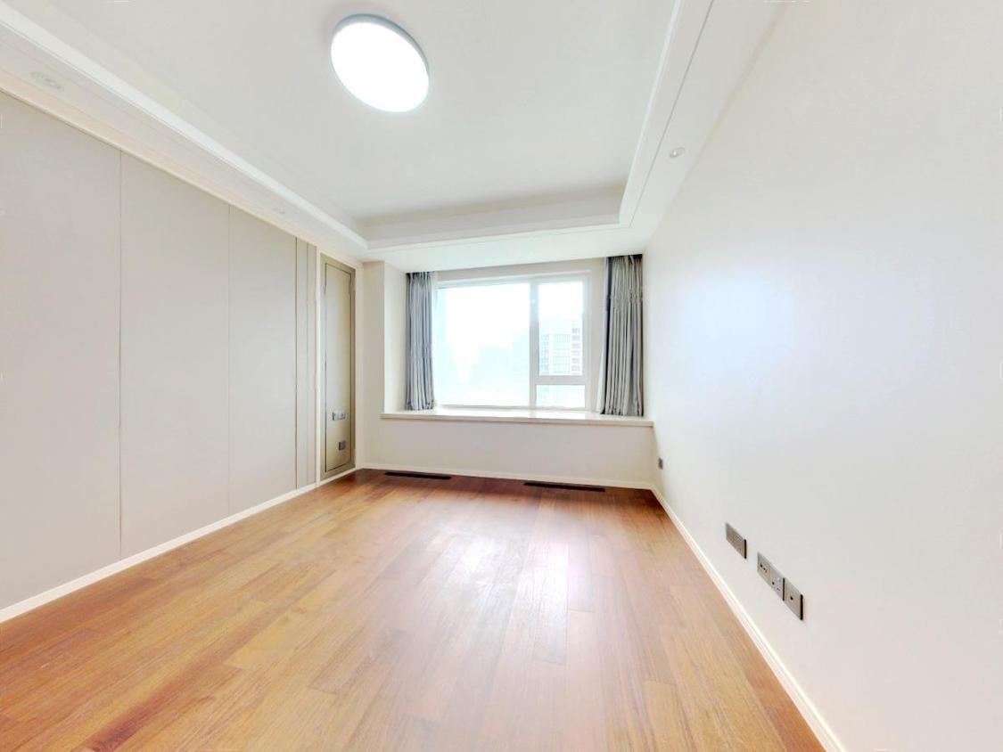 整租·滨江金茂府