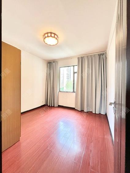 五华泛亚科技新区整租 中晟溪城3室2厅/116平/高楼层