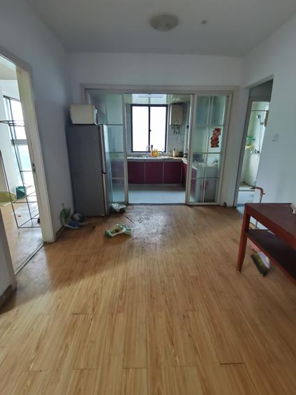 南湖新区南湖整租 尚东名邸3室2厅/123平/高楼层