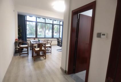 琼山龙昆南整租 皇家花园7室3厅/440平/底层