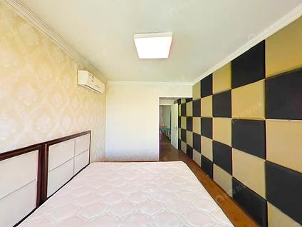 东城东花市整租 金桥国际公寓1室1厅/63平/低楼层