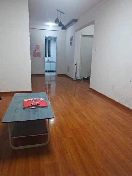 贾汪新夏路整租 南湖月亮湾小区2室2厅/79平/低楼层