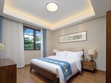 海棠海棠区整租 中交海棠麓湖3室2厅/187平/高楼层