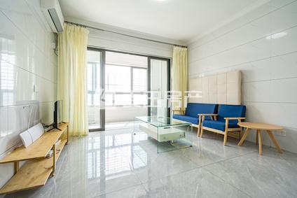 海沧自贸区整租 禹洲尊海3室2厅/86平/高楼层