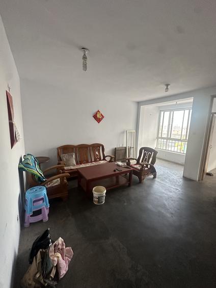 黄岛辛安整租 天海花园2室1厅/80平/顶层