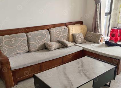 八里湖九方整租 宇龙湖畔花园2室2厅/88平/低楼层