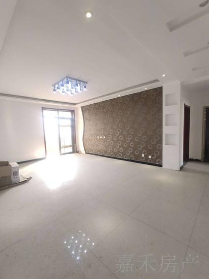 鄠邑鄠邑整租 御苑新城3室2厅/135平/中楼层