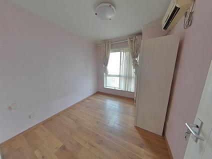 雁塔青龙寺整租 鑫龙橄榄国际3室1厅/110平/中楼层