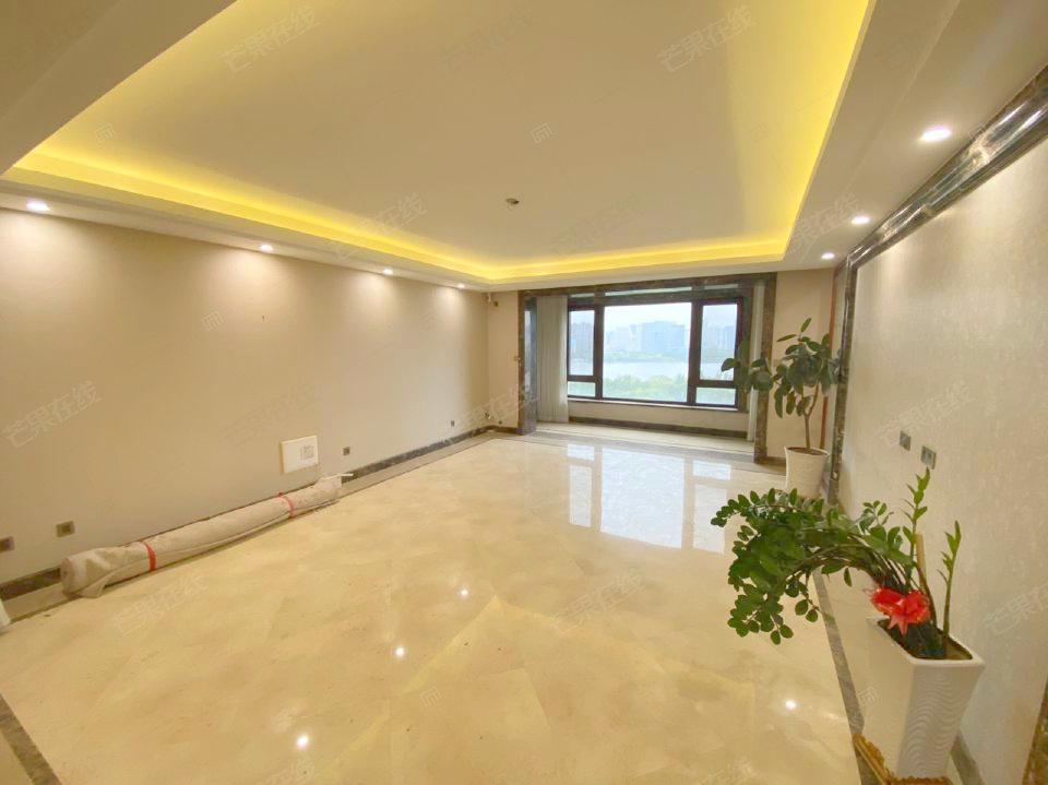 整租·万科铂萃园