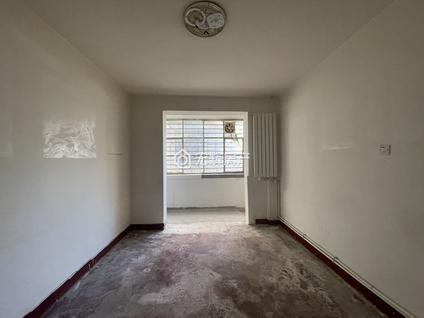 七里河建工局整租 西津东路2室1厅/45平/低楼层