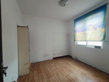 卧龙卧龙岗整租 家和春天3室2厅/136平/高楼层