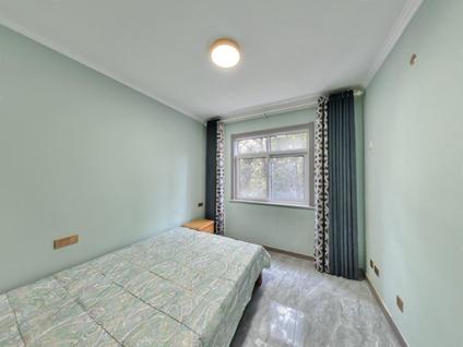 高陵泾河工业园整租 当代上品湾MOMA3室2厅/128平/中楼层