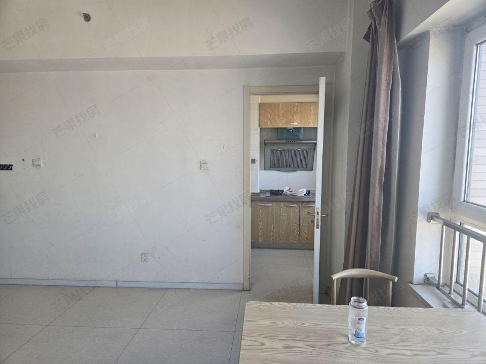 整租·万恒领域