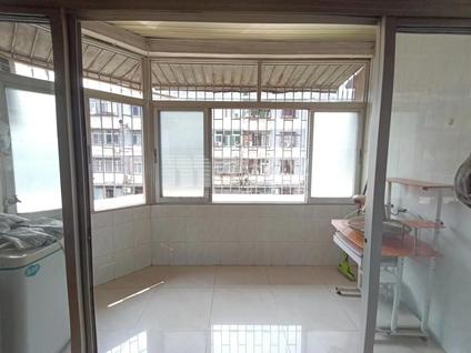 罗湖洪湖整租 洪湖二街二号大院2室2厅/70平/高楼层