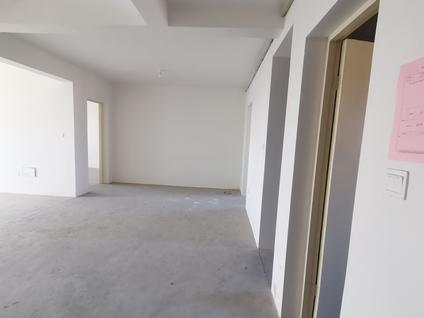 港闸费桥整租 景明花苑3室2厅/147平/中楼层