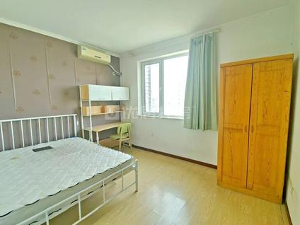 朝阳常营合租 天际万象高尔夫花园3室1厅/20平/中楼层