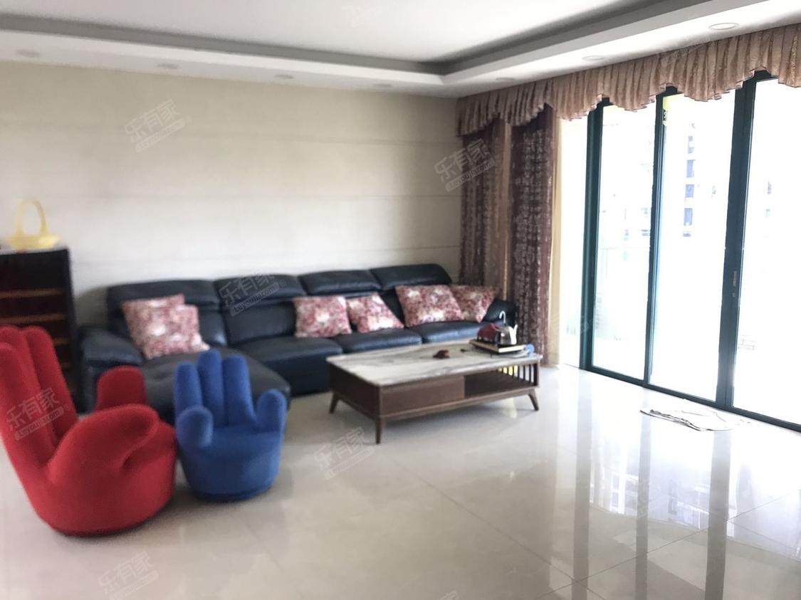 整租·豪逸华庭(三期)