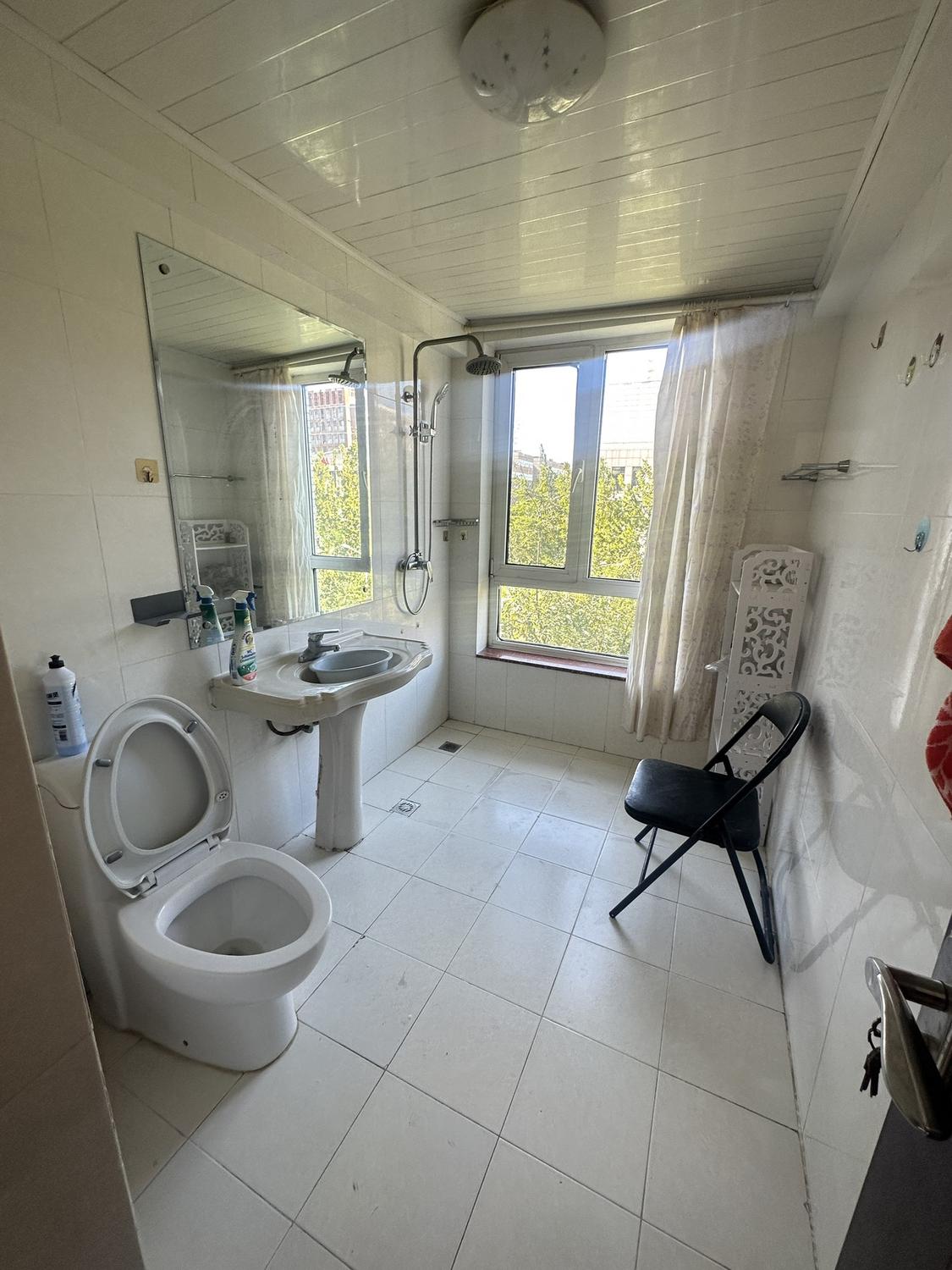 整租·风荷曲苑