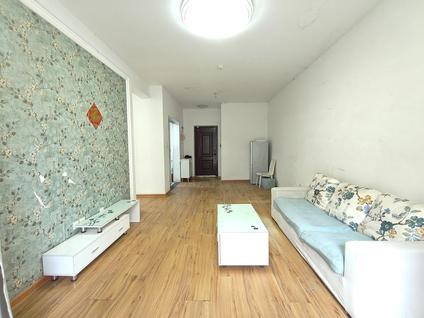 黄岛隐珠整租 锦绣城(三期锦绣华府)3室2厅/98平/低楼层