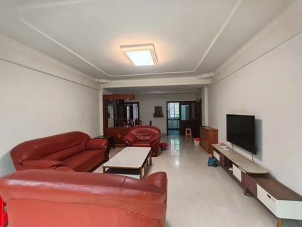 同安城南整租 华清中心城3室2厅/124平/高楼层