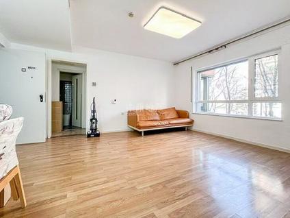 海淀万柳整租 锋尚国际公寓1室1厅/68平/中楼层